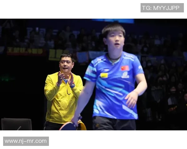 重庆乒乓球队精英赛精彩配合展现团队实力与默契的完美结合